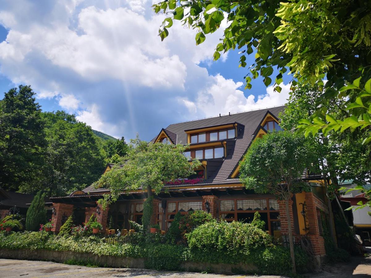 Hotel Sumski Feneri Bitola Exterior photo