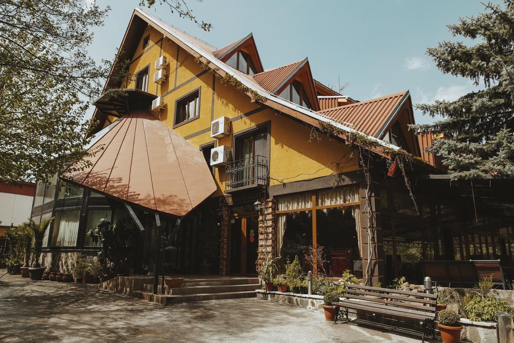 Hotel Sumski Feneri Bitola Exterior photo